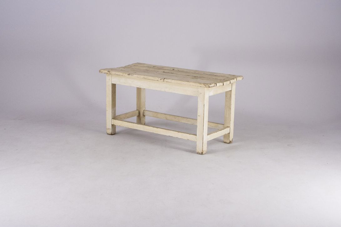 Foto White Modern Garden Bench Hamburg 1934
