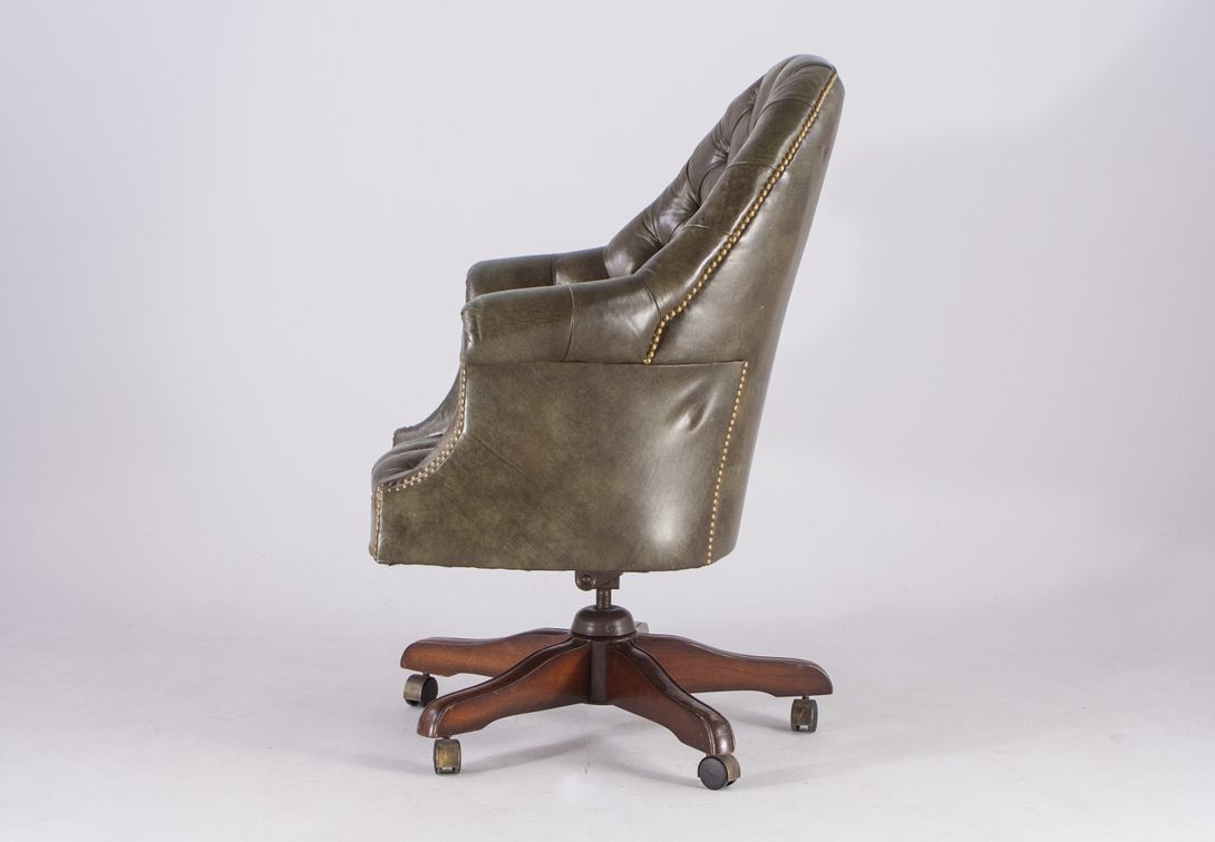 Foto Chesterfield Office Armchair 1919