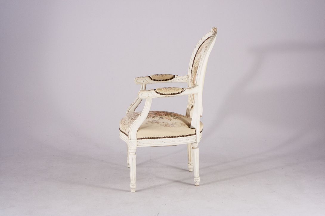 Foto Classicism Gobelin Armchair Rheinsberg