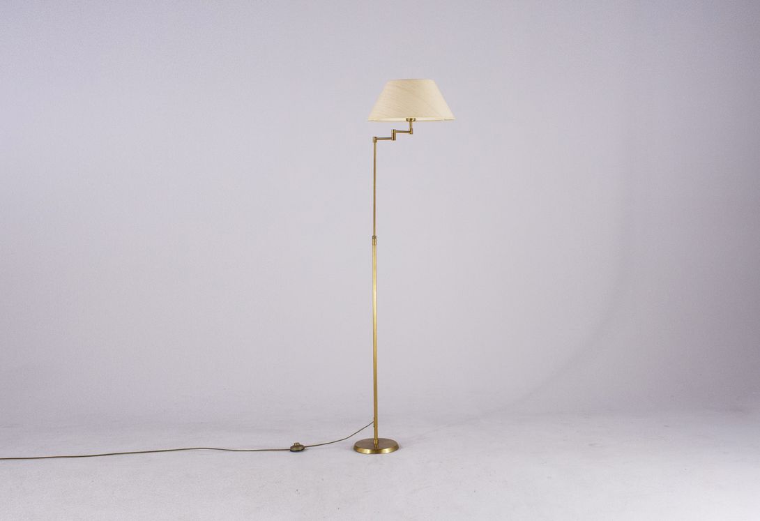 Foto Adjustable Brass Floor Lamp with Linen Shade 1972 ​h150