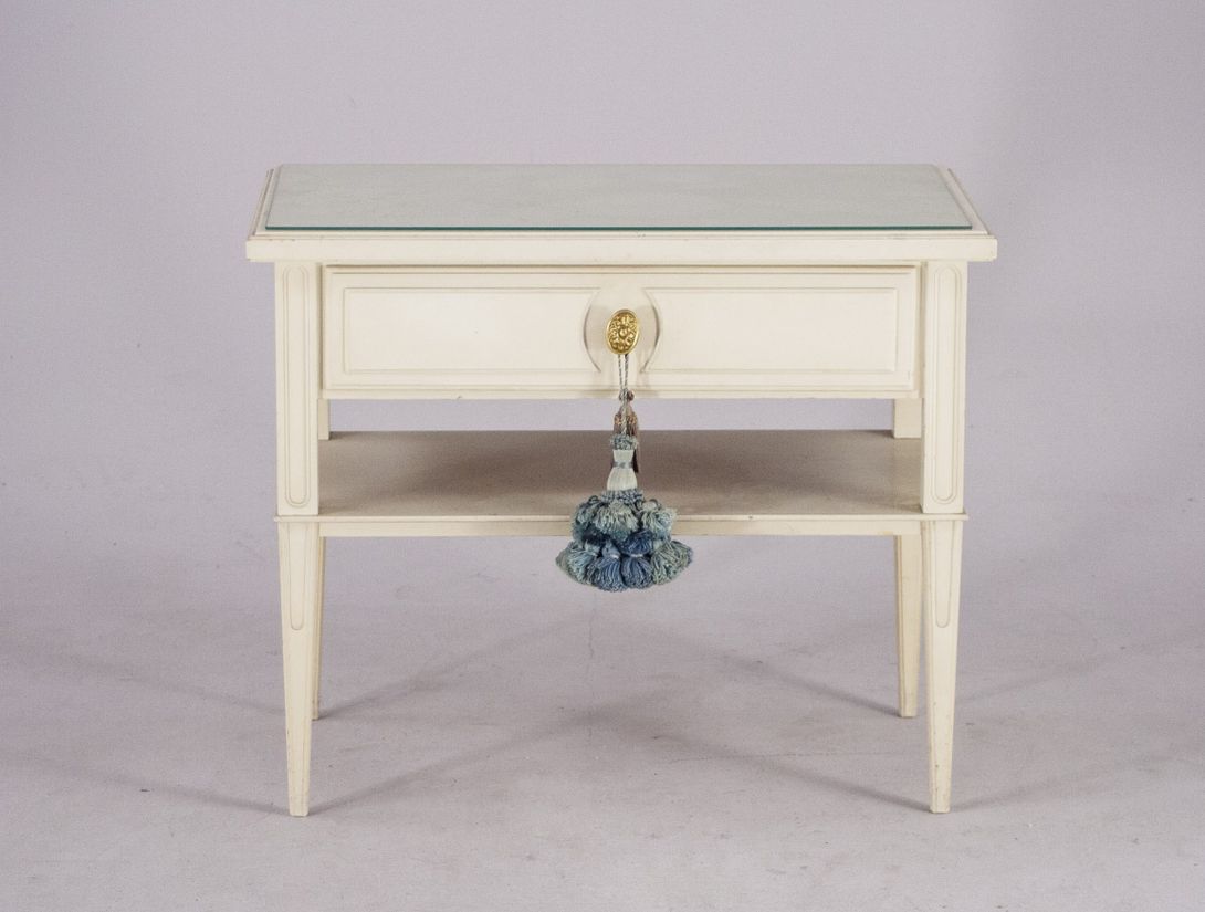 Foto White Bedside Table with Drawer 1962 h35x53