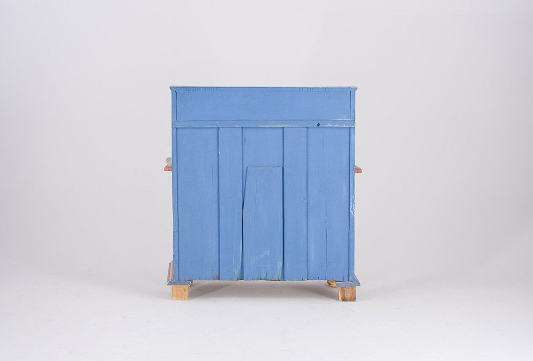 Foto Small Farmers Cabinet with Floral Pattern 1925​ h100x93x41