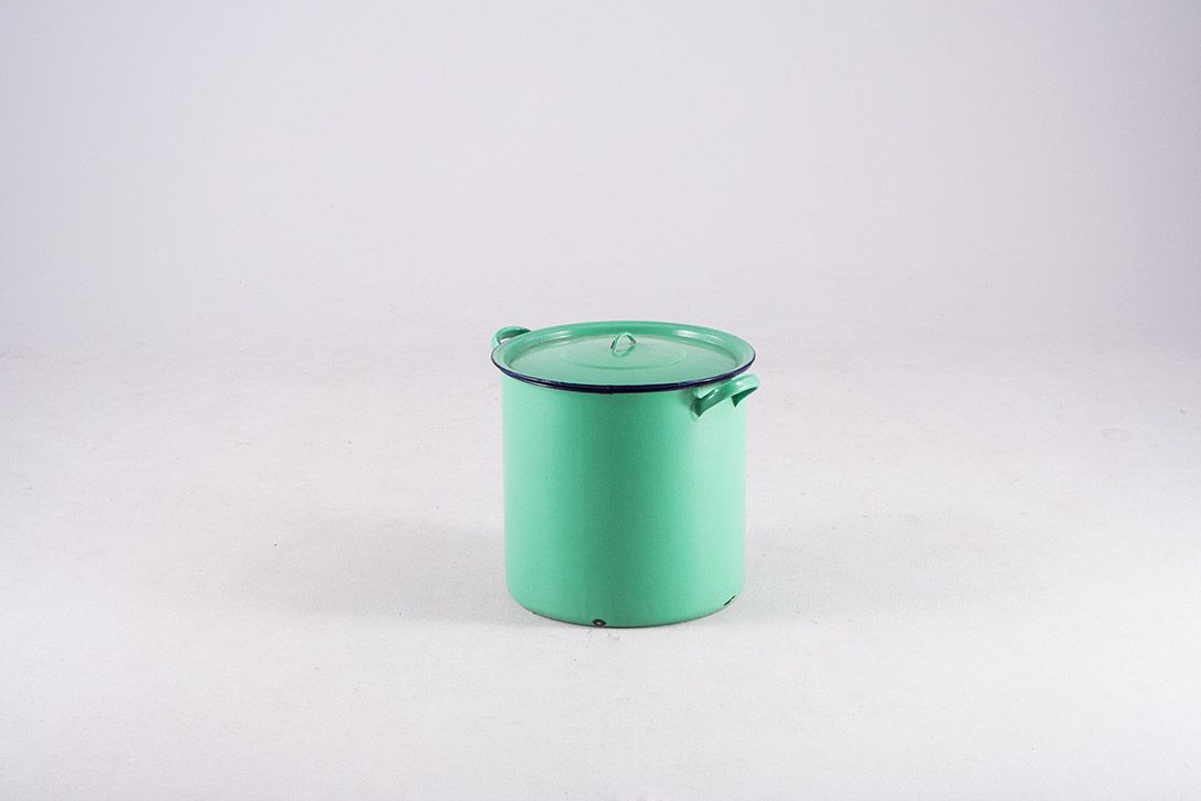 Foto Green Cooking Pot 1956