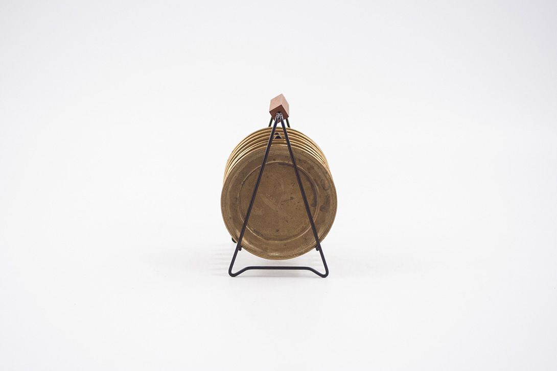 Foto 7 Brass Coasters on Stand Italy 1956