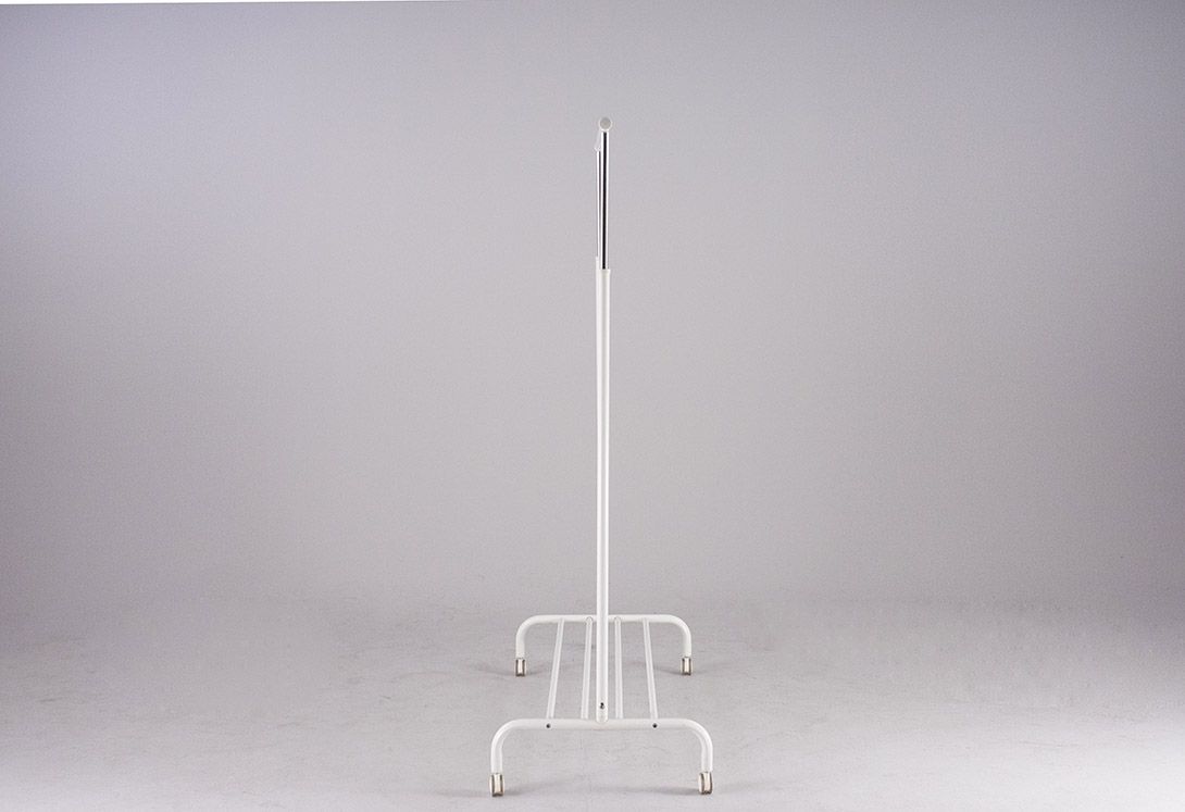 Foto Adjustable White Metal Wardrobe Italy 1990 ​h155x111x50