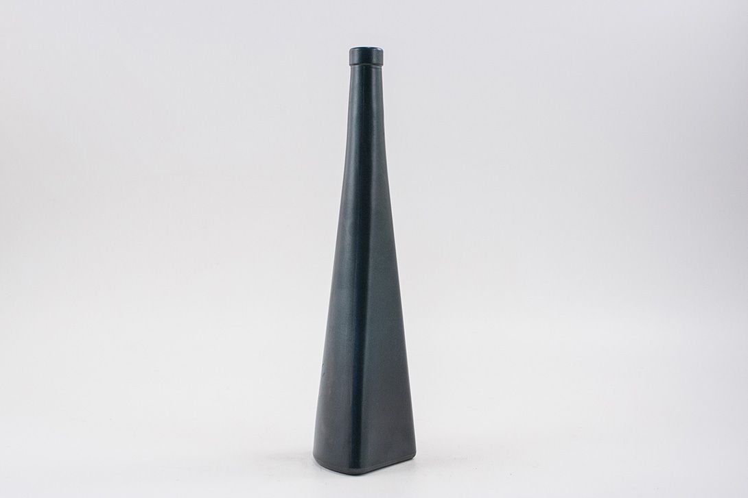 Foto Dark Green Modern Bottle ​h36