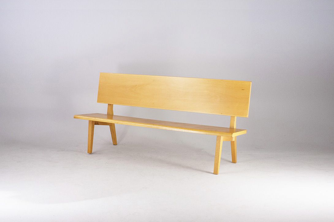 Foto Massive Wooden Church Bench 1950 h94x200x60