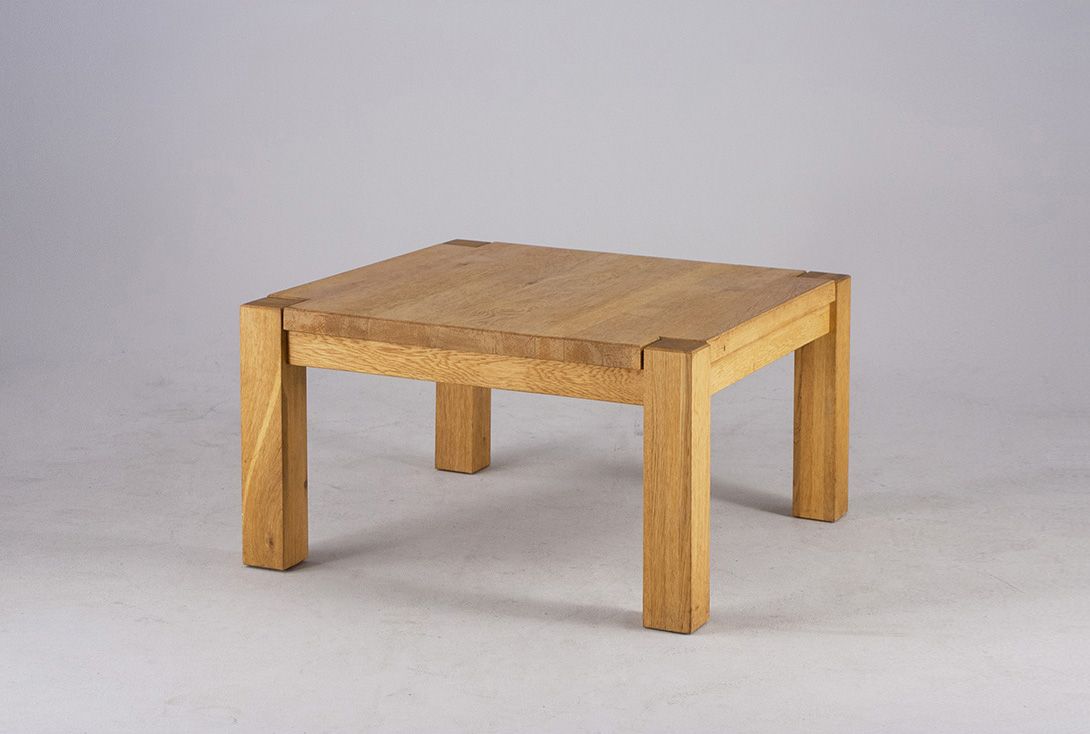 Foto Simple Wooden Coffee Table ​h45x80x80