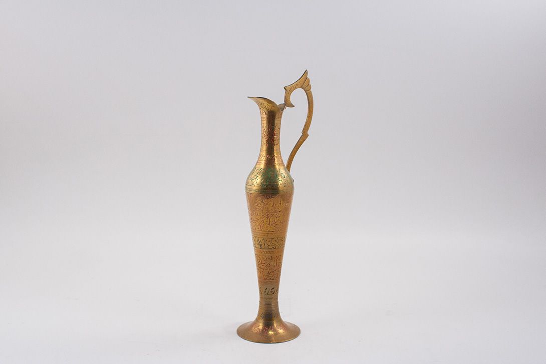 Foto Oriental Brass Jug with Colorful Decor Morocco 1960 h40