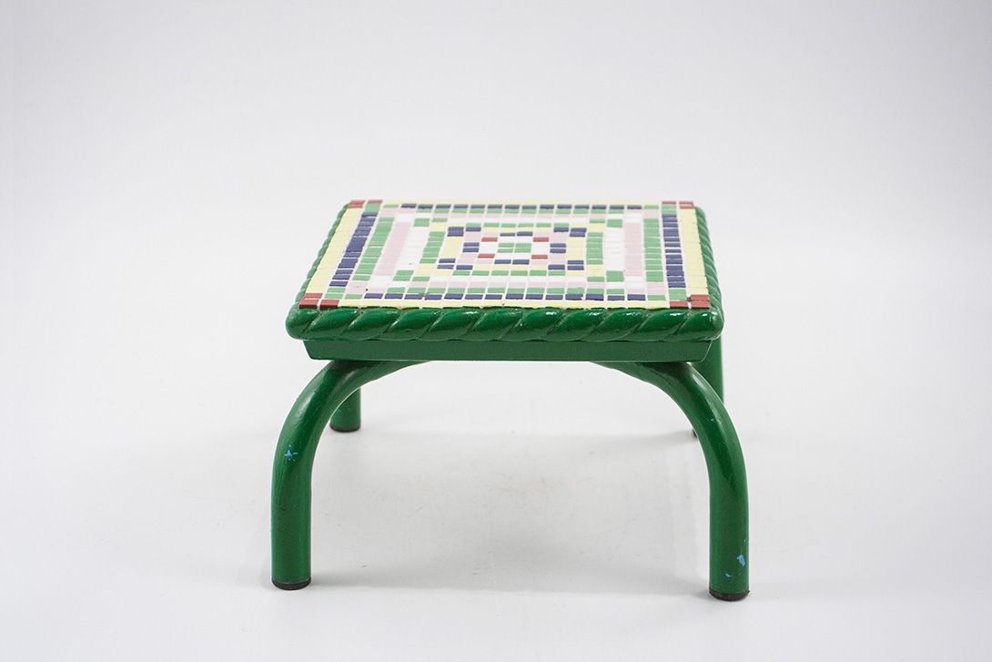 Foto Tiny Green Mosaic Flower Stand ​h18x24x24
