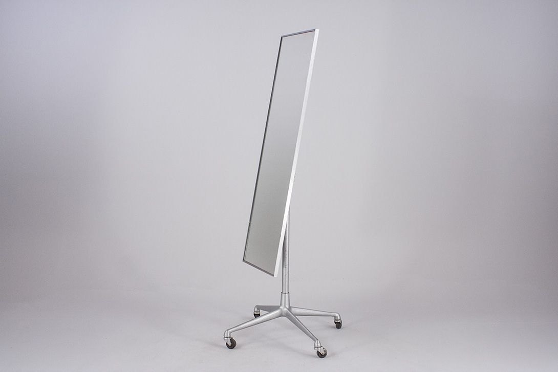Foto Vitra Mirror on Wheels h160x70