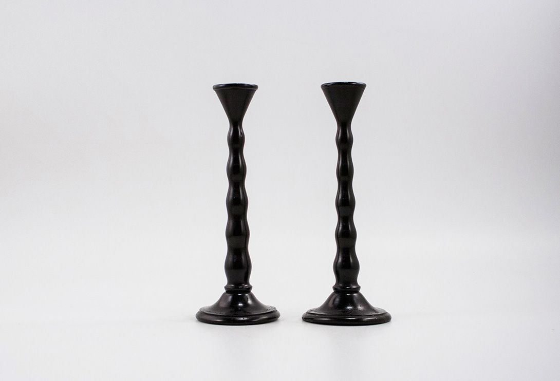 Foto Black Wooden Candle Holder