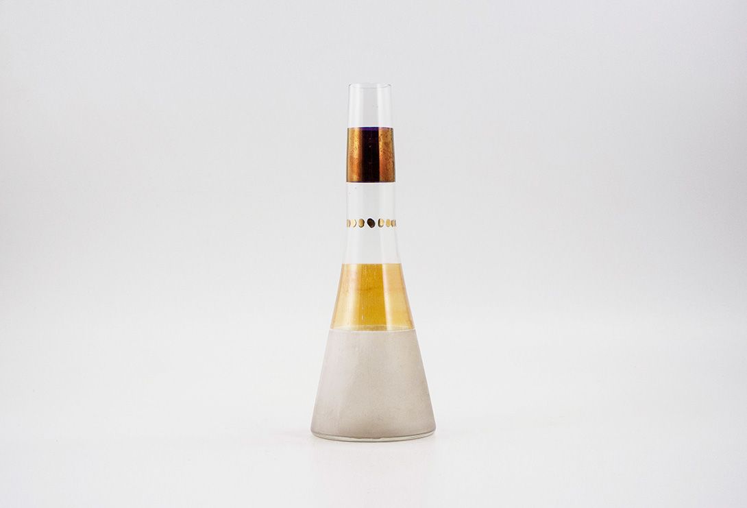 Foto Glass Vase with Golden Details ​h34