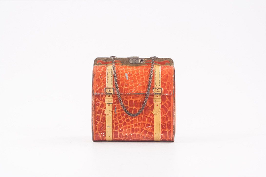 Foto Red Tin Handbag-Shaped Box h14x12x6