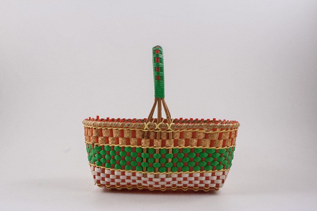 Foto Colorful Shopping Basket