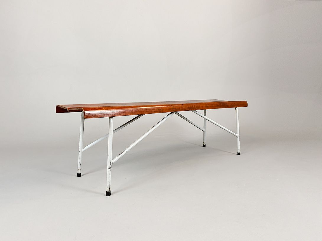 Foto Lovely Plywood Bench with Metal Frame GDR 1960