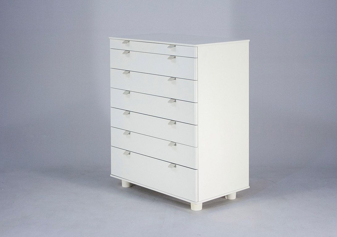 Foto White Luxury Cabinet with Drawers and Leather Fittings 1960