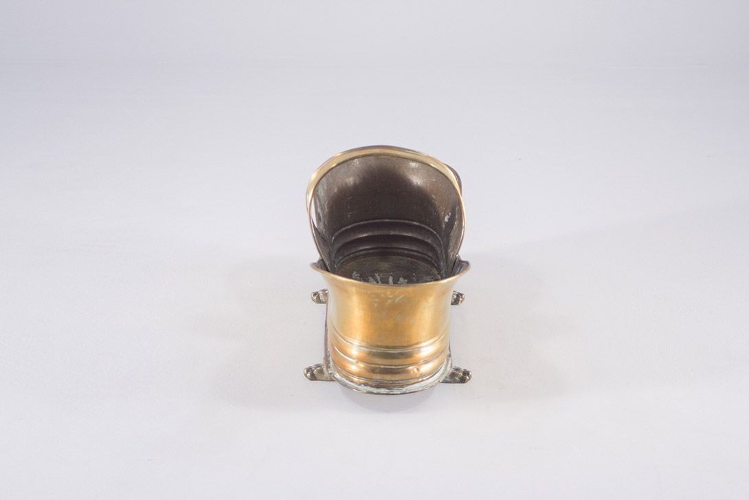 Foto Wood Trunk Brass for Open Fire 1890