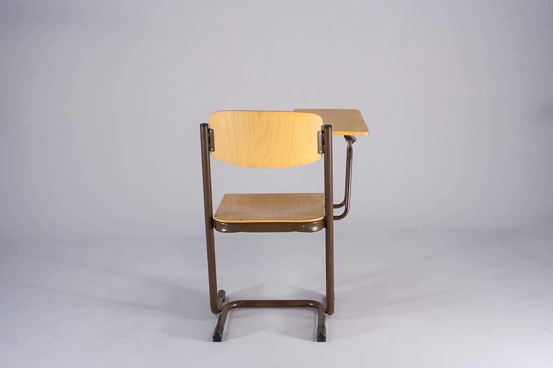 Foto Classic German School Chair with Foldable Table