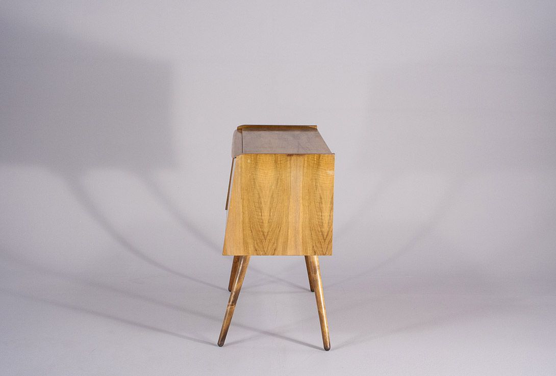 Foto Small Bed Side Board GDR 1950 ​h73x77x30