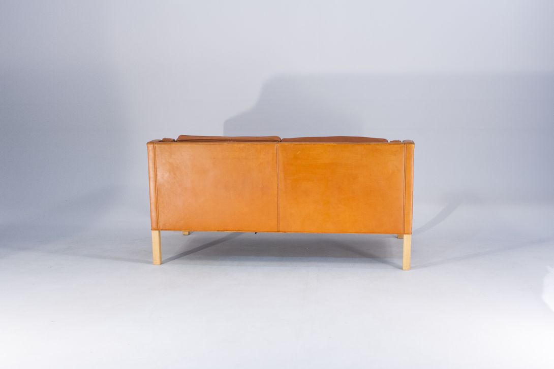 Foto Borge Mogensen 2212 Two Seater Sofa for Fredericia 1950