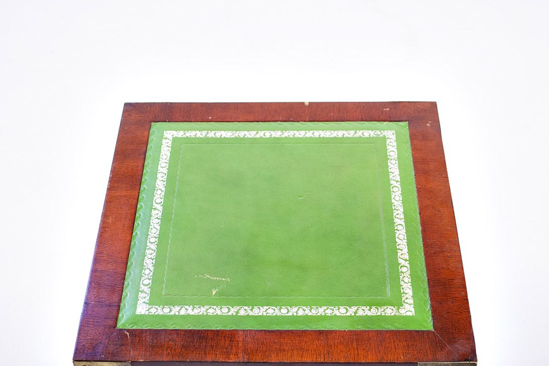 Foto English Empire Office Cabinet with Green Leather Surface 1870