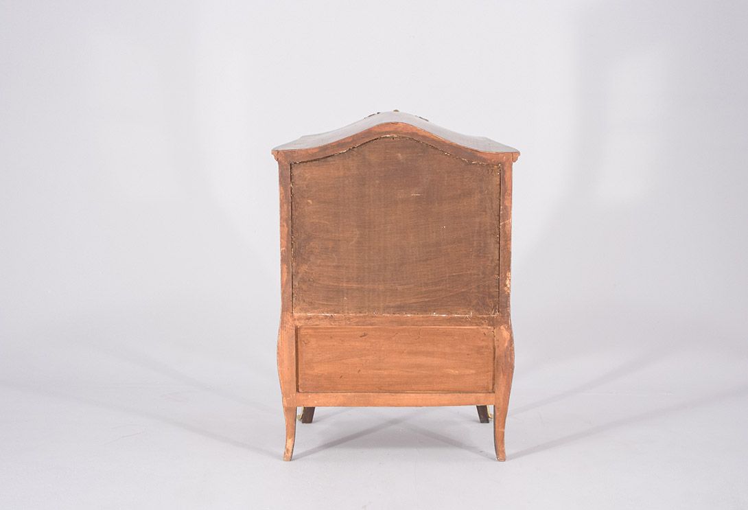 Foto Small Empire Glass Cabinet 1868