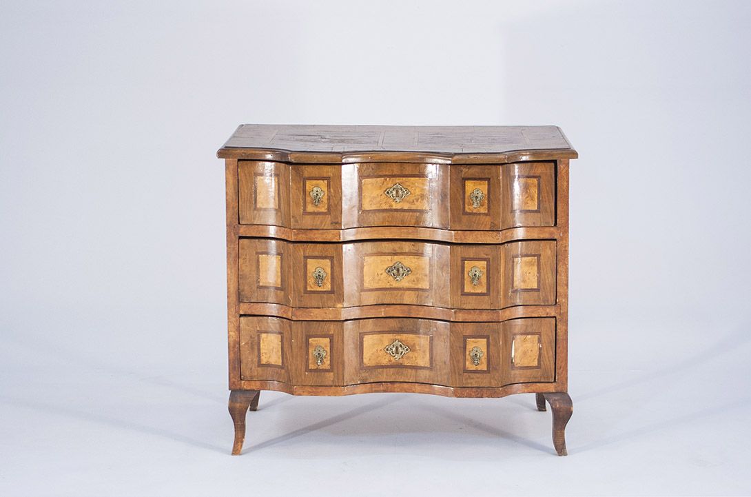 Foto Empire Chest of Drawers Inlaid United Kingdom 1850