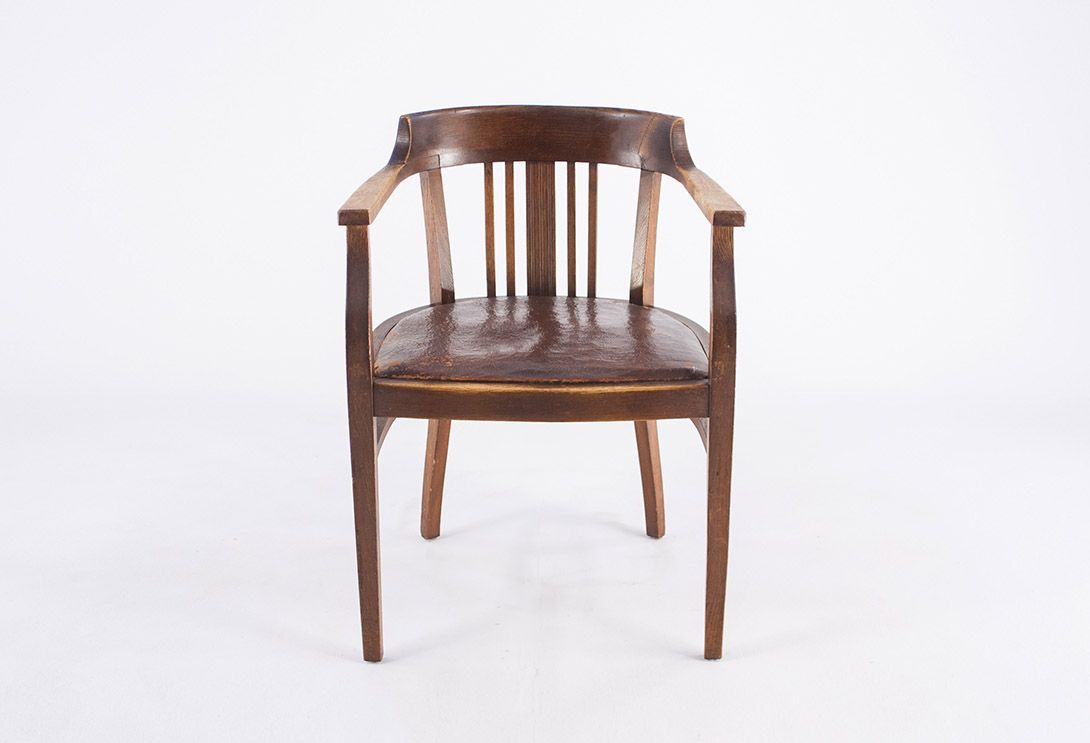 Foto Art Nouveau Gentlemen&#8217;s Armchair with Leather Seat