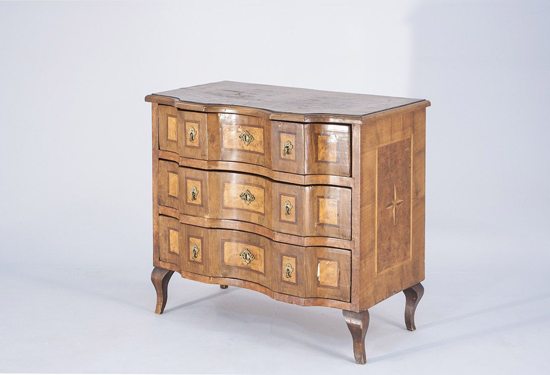 Foto Empire Chest of Drawers Inlaid United Kingdom 1850