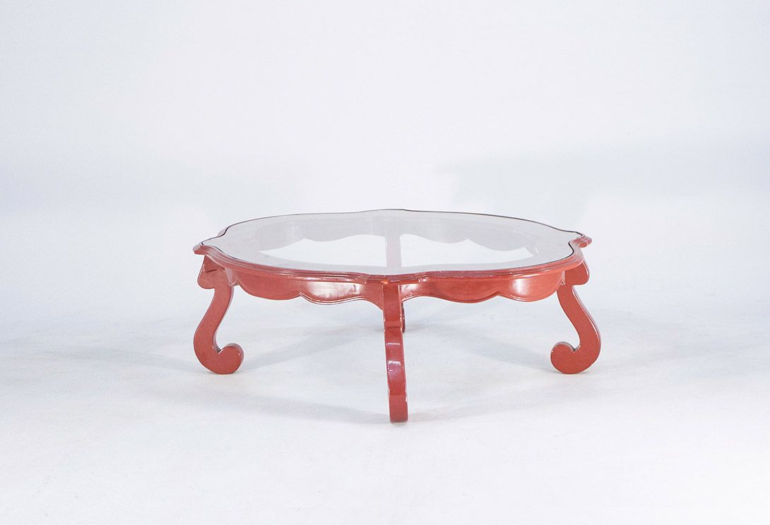 Foto Red Moorish Coffee Table with Glass Surface 1923 ​h65x133x100