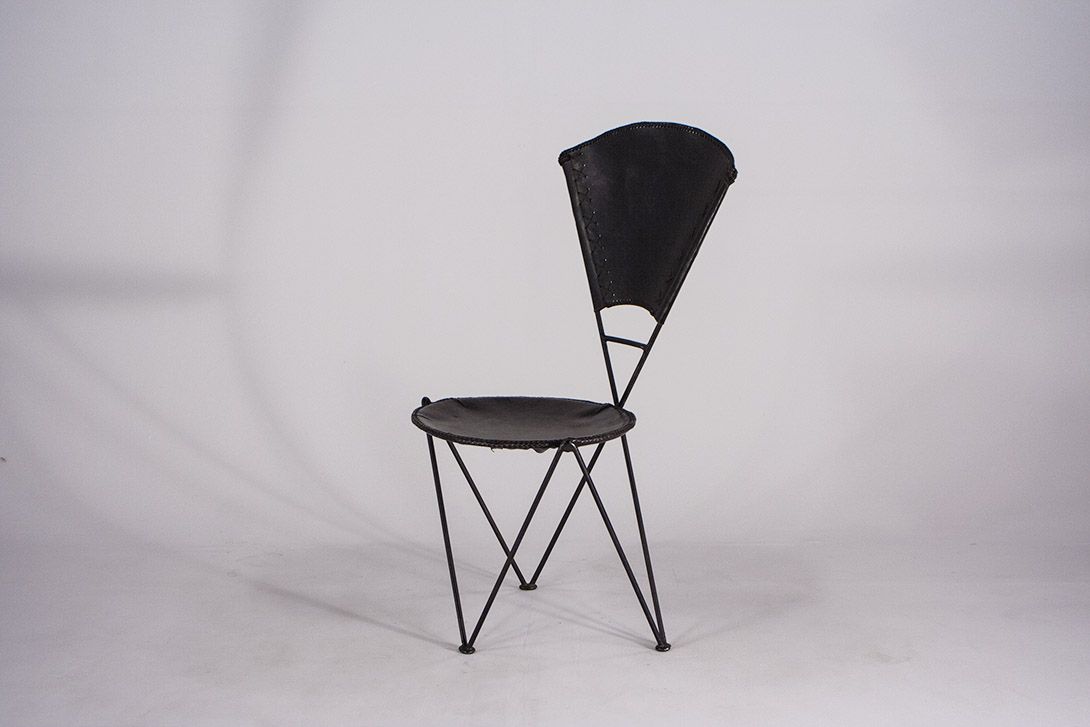 Foto Striking Black Leather Chair in the Style of Karl Foster Senior&#8217;s Heirs