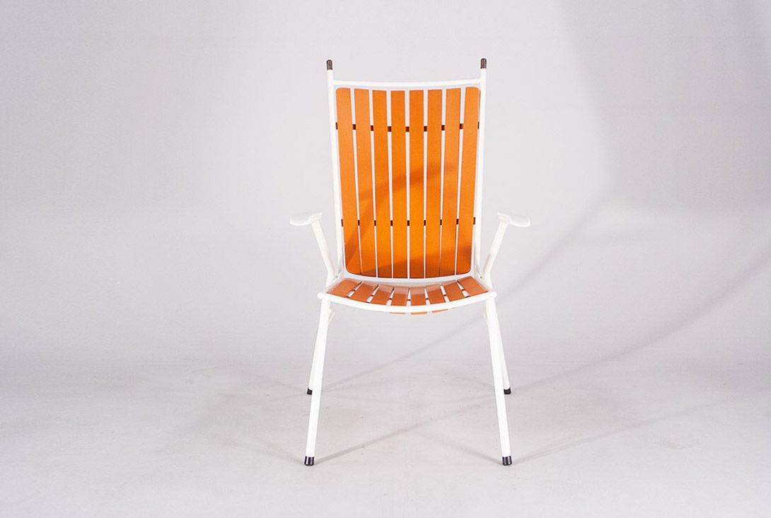 Foto Garden Chair White and Wooden Frankfurt 1963