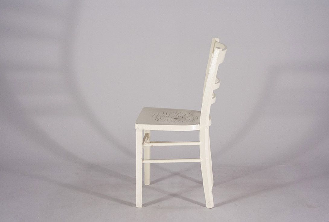 Foto Rustic Wooden Kitchen Chair