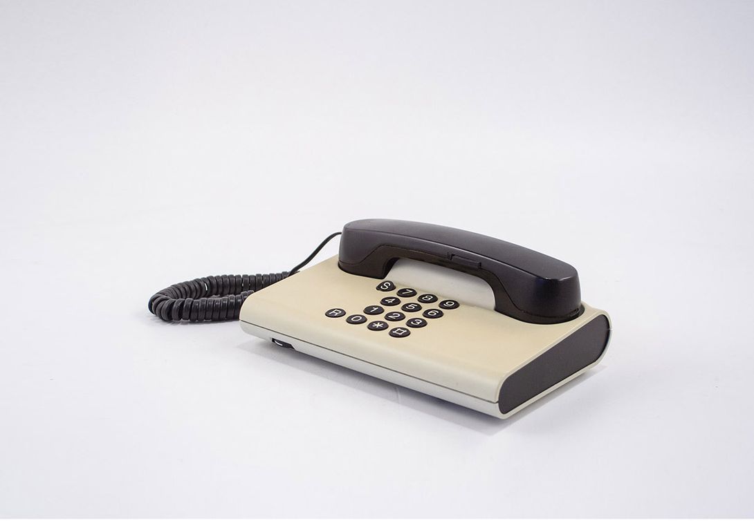 Foto Beige and Black Telephone
