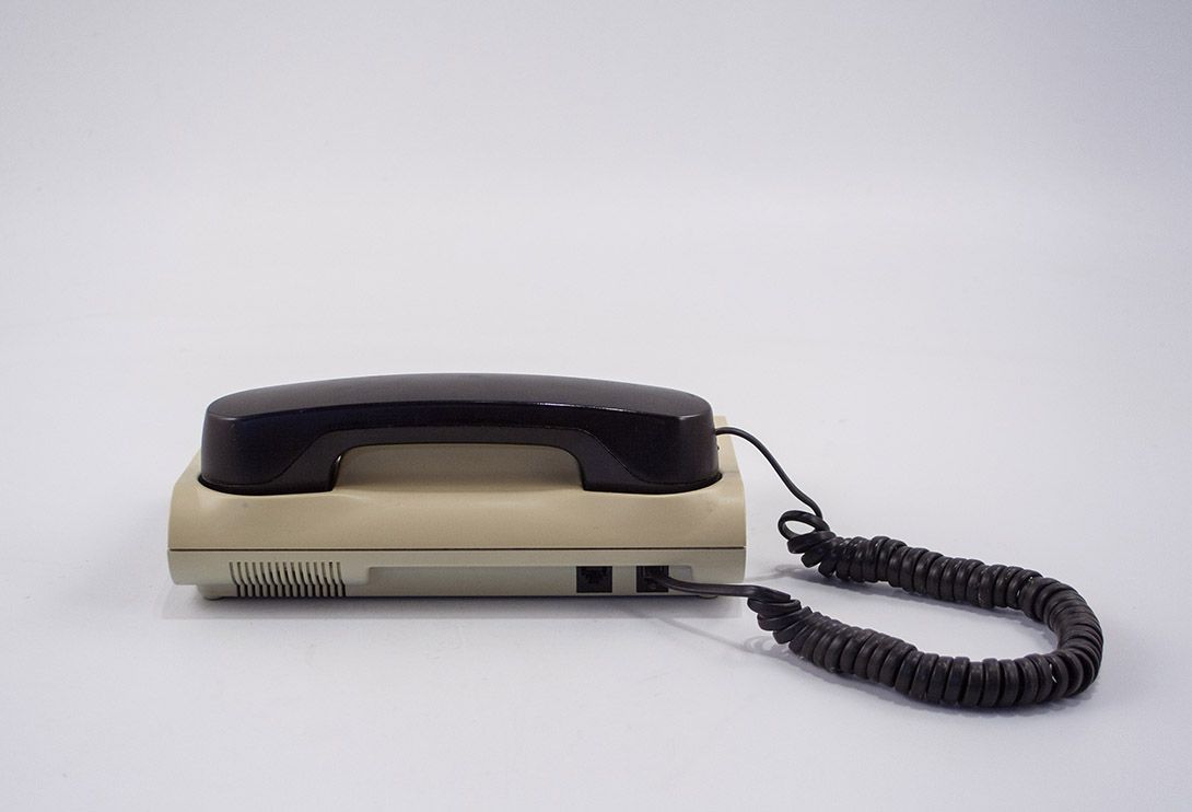 Foto Beige and Black Telephone