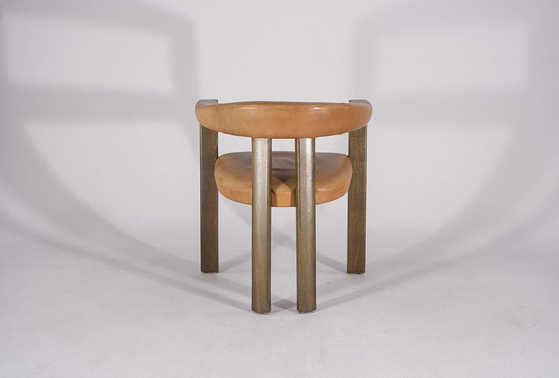 Foto Leather Armchair