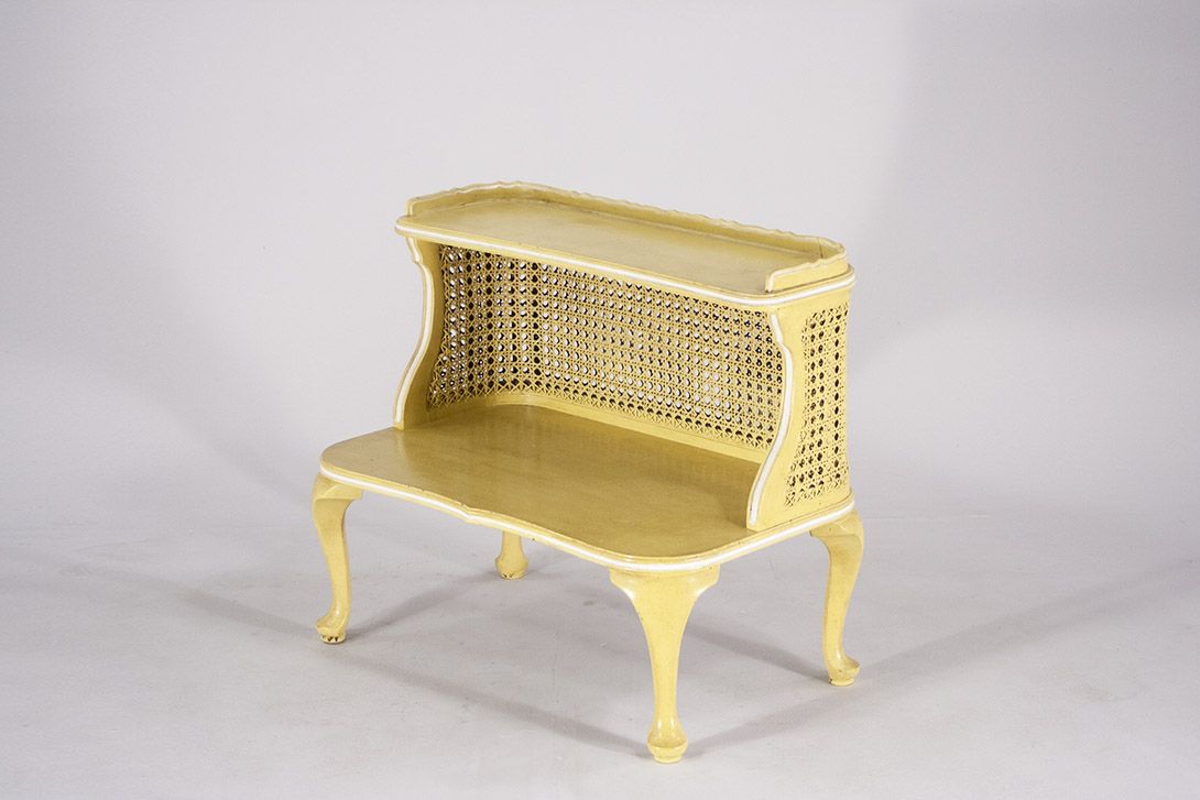 Foto Small Decorative Chippendale Shelf 1926