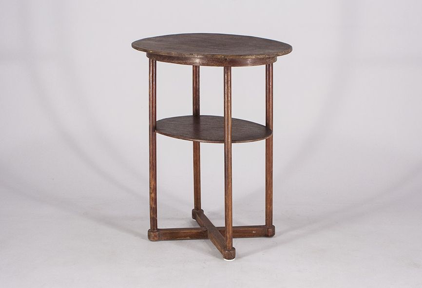 Foto Oval Wooden Maritime Side Table England 1900 ​h77x63x50