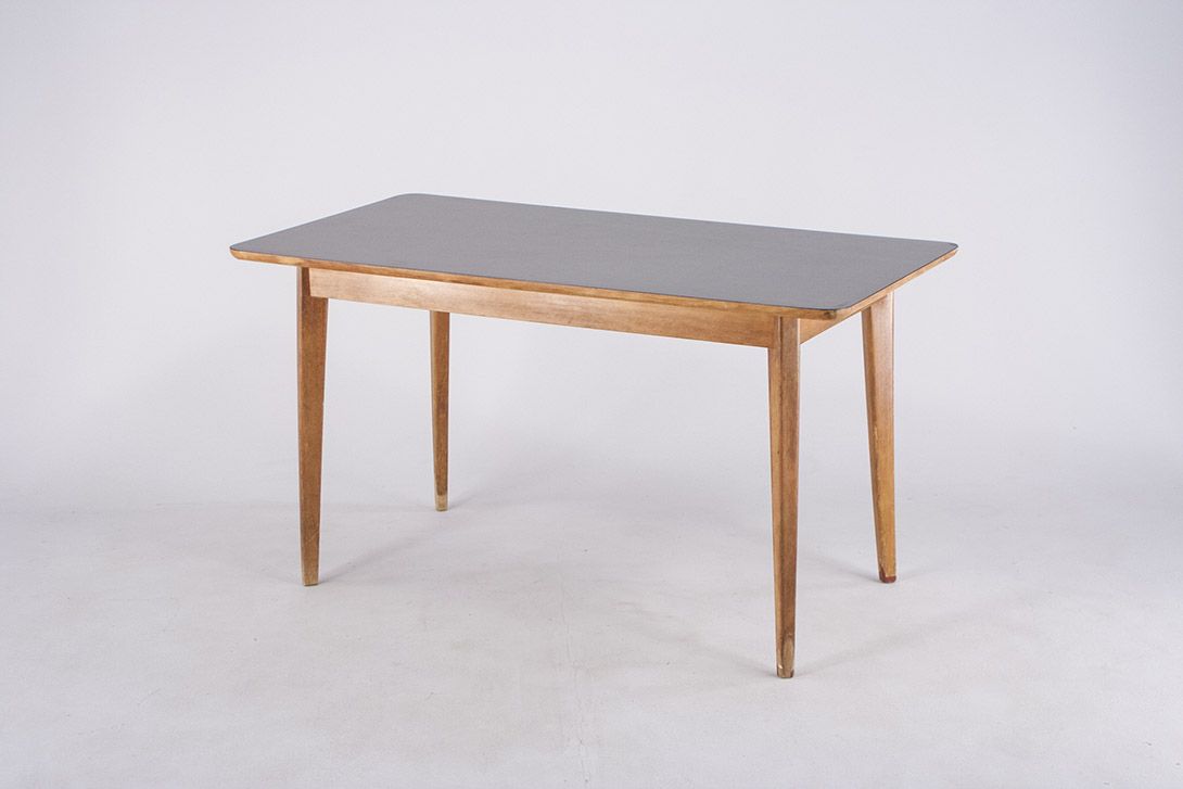 Foto Wooden Kitchen Table with Black Formica Top Italy 1964 ​h65x120x67
