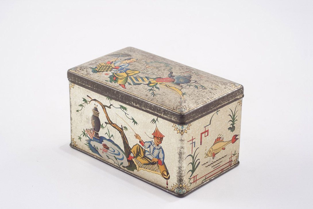 Foto Japanese Metal Tin h8x15x9