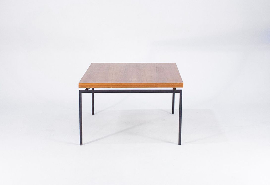 Foto Modern Coffee Table with Wooden Top and Metal Frame Germany 1964 h49x79x79