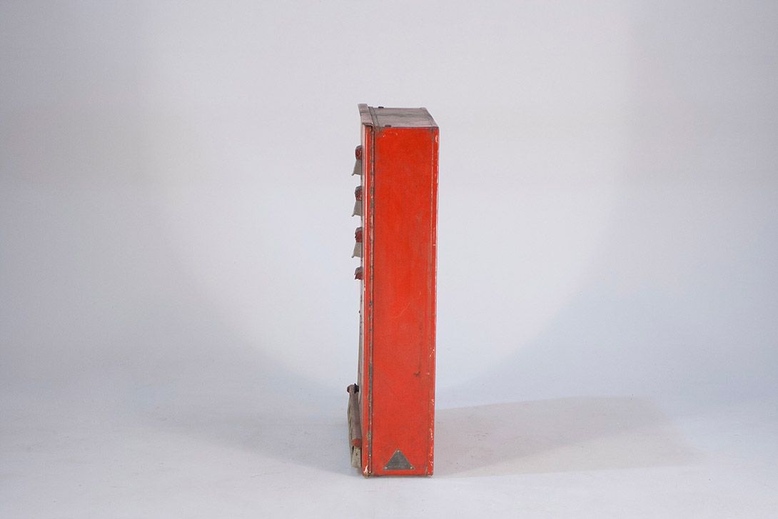 Foto Old Cigarette Machine