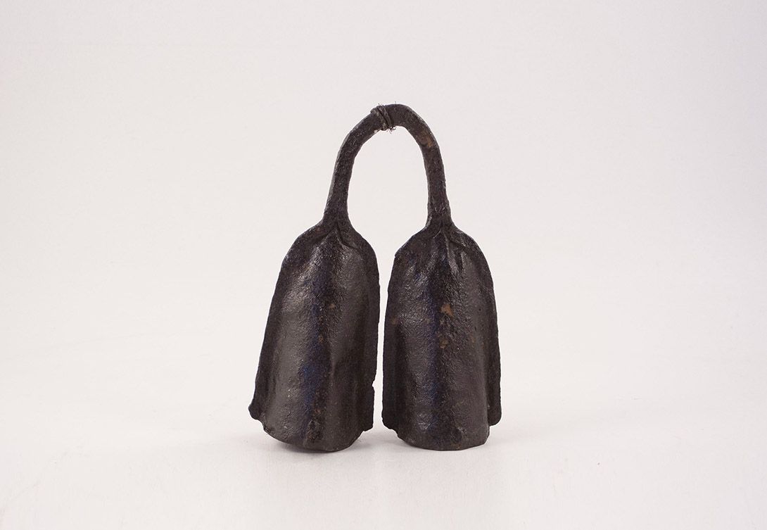 Foto Antique Agogo Bell