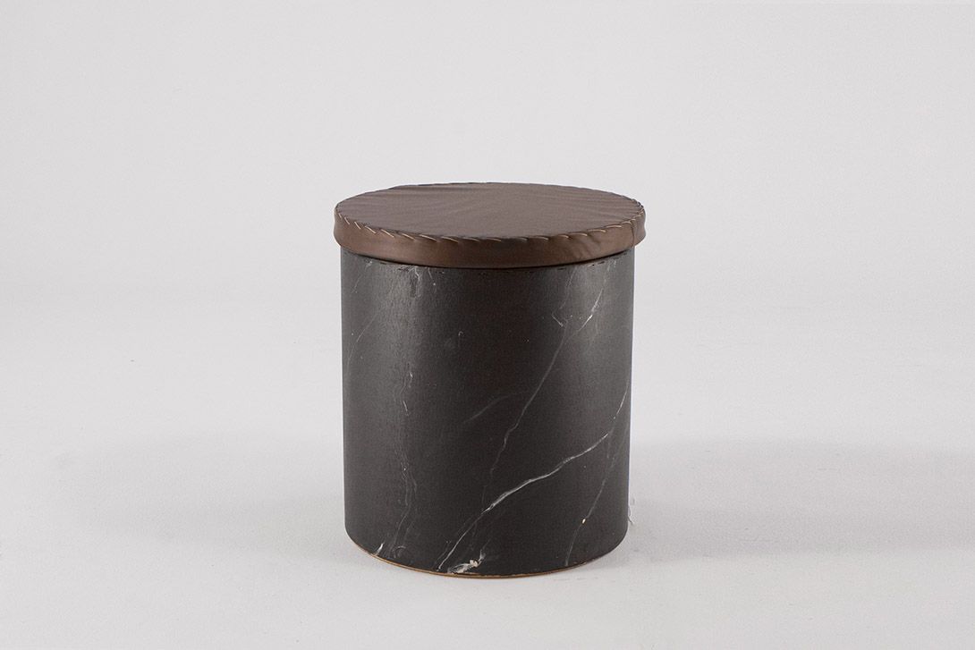 Foto Black Wooden Cylindric Stool with Marble Painted Surface h40