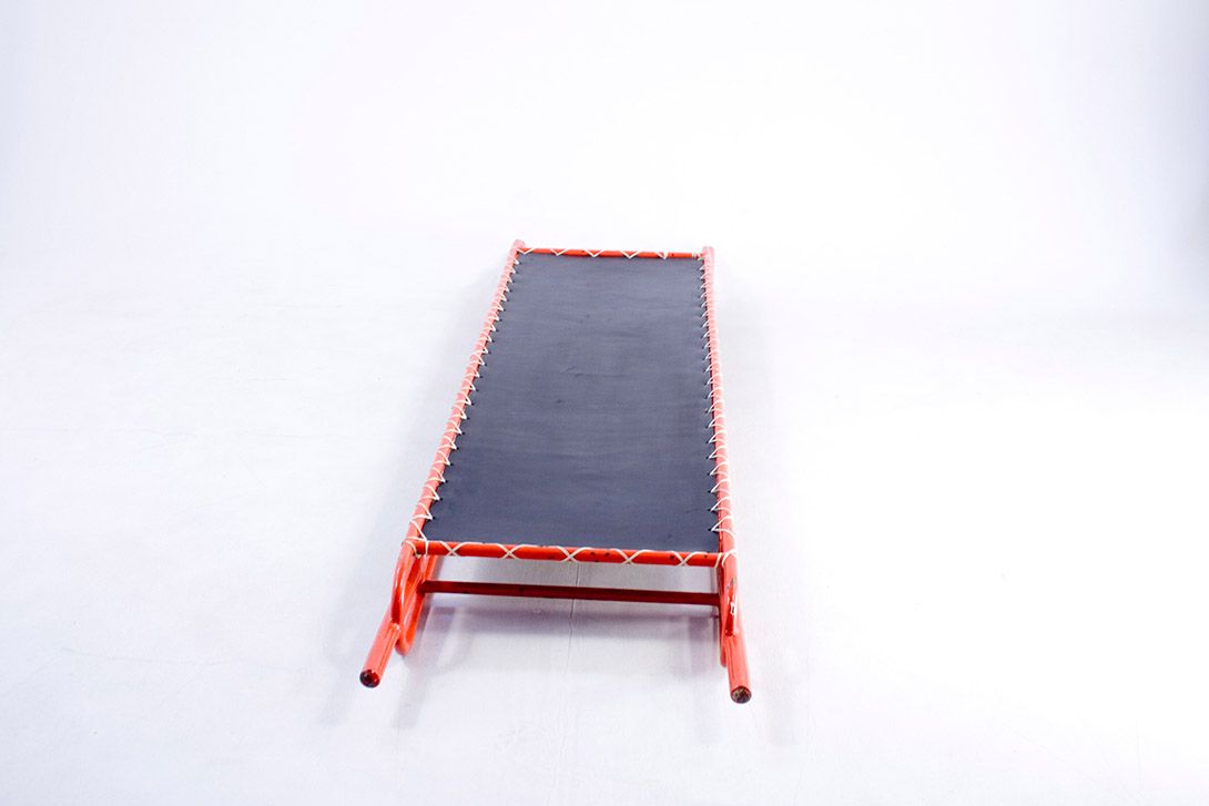 Foto Stretcher or Pool Lounger Austria 1952