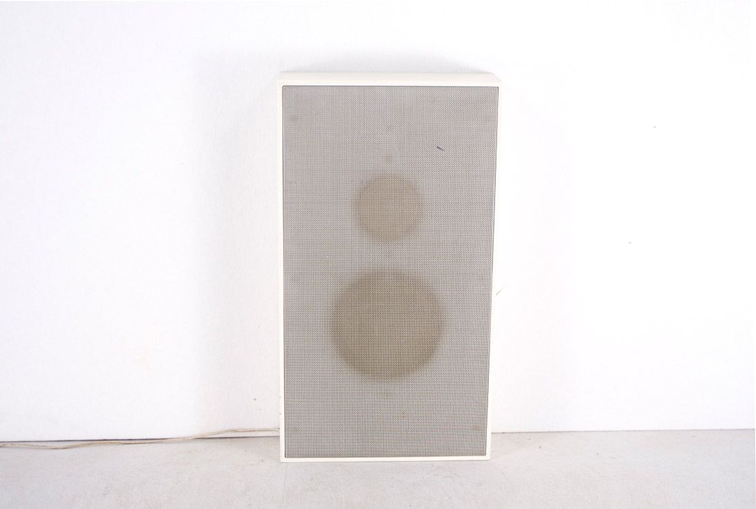 Foto White Braun Loudspeakers h65x36x11