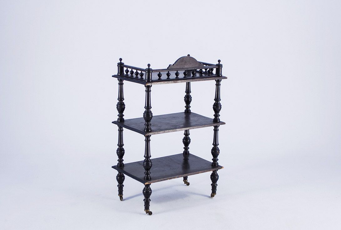 Foto Wilhelminian Wooden Bathroom Shelf on Wheels 1890 h85x55x35
