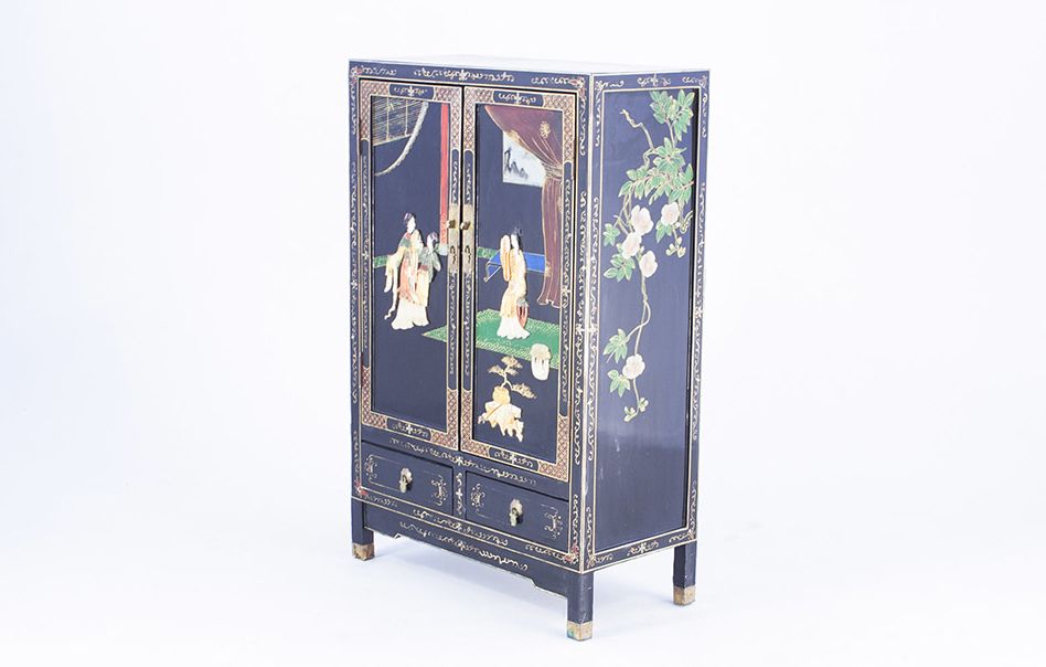 Foto Chinese Historism Cabinet 1956