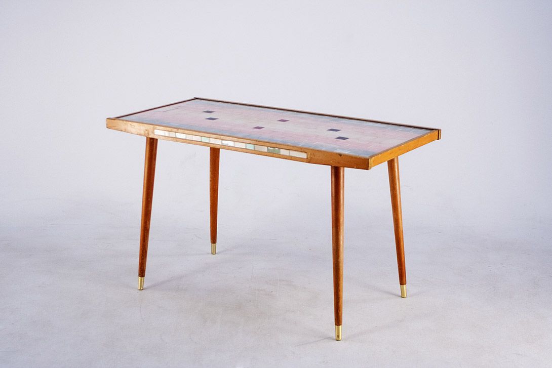 Foto Side Table with Amazing Color Gradient Mosaic GDR 1960 ​h60x100x50